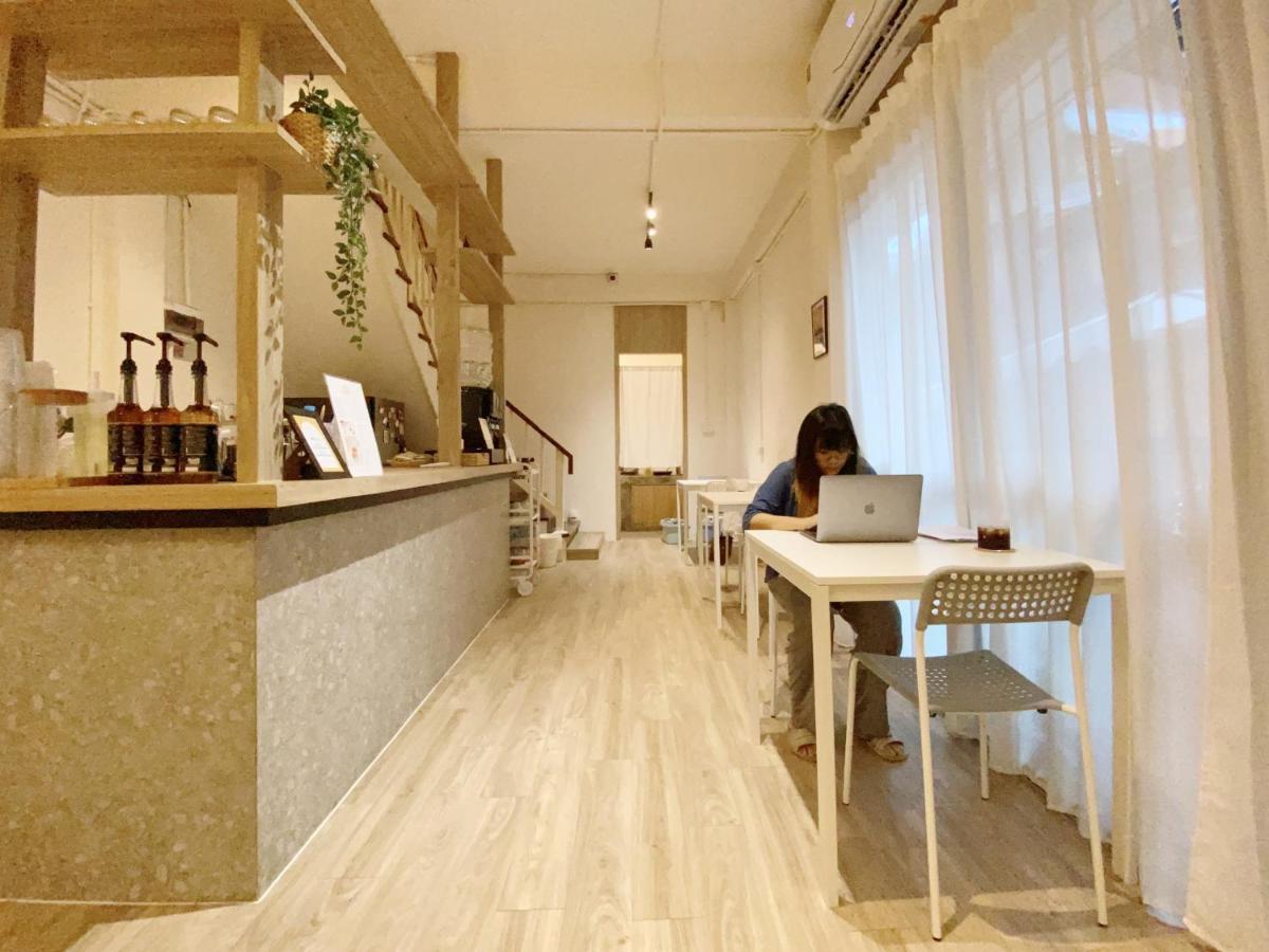 Ben&Pooh Hostel Bangkok Eksteriør bilde